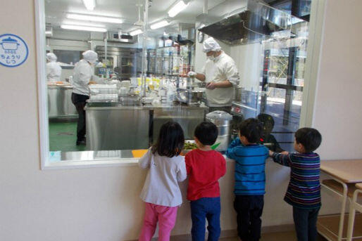 おおたかの空保育園（常勤）の保育士求人メイン写真4