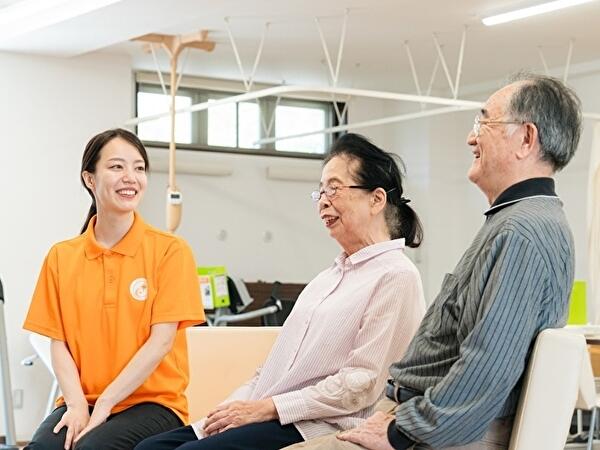 ポラリスデイサービスセンター日下町（介護スタッフ/パート）の社会福祉士求人メイン写真1