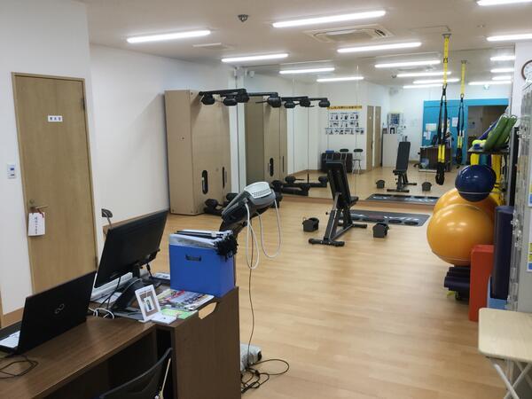 エムズメディカルフィットネス（常勤）の柔道整復師求人メイン写真2