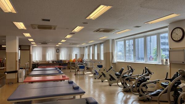 田中医院（通所リハビリ / 常勤）の介護福祉士求人メイン写真2