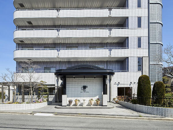 グッドタイム リビング 南千里(常勤)の准看護師求人の写真