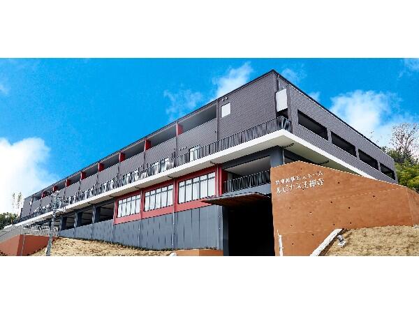 特別養護老人ホームルピナス王禅寺(常勤)の介護福祉士求人の写真