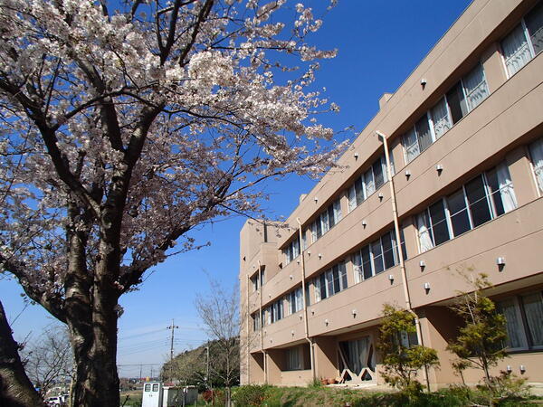 特別養護老人ホーム 久遠苑（パート）の介護職求人メイン写真4