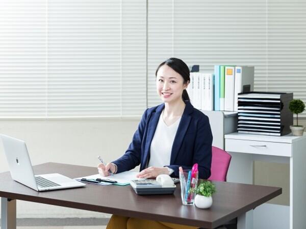 日本データー 豊田介護認定調査センター(認定調査票の点検/フルタイムパート)の保健師求人の写真