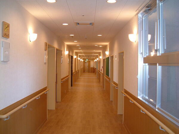 特別養護老人ホーム 久遠苑（常勤）の准看護師求人メイン写真4