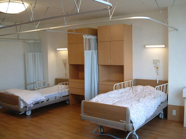 特別養護老人ホーム 久遠苑（常勤）の准看護師求人メイン写真5