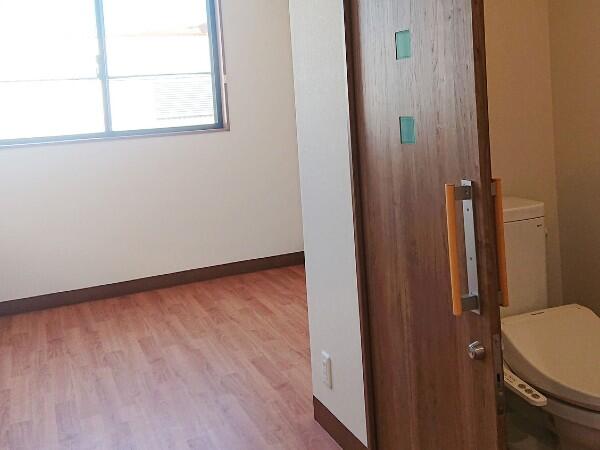 住宅型有料老人ホーム 東住吉すみれビレッジ（常勤）の介護職求人メイン写真3