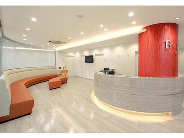 B＆Jクリニックお茶の水（受付/常勤） の医療事務求人メイン写真2