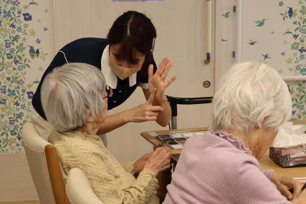 グループホーム エクセレント横濱上白根（常勤）の介護職求人メイン写真4