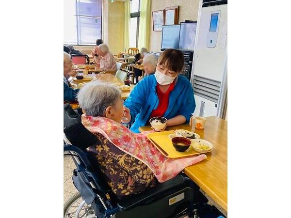 共楽荘特養ホーム（パート）の介護職求人メイン写真5