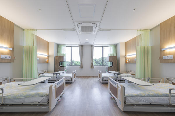 医療法人社団愛友会 伊奈病院（常勤）の看護助手求人メイン写真4