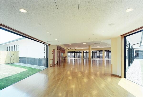 介護老人保健施設 葵の園・セラ（常勤）の准看護師求人メイン写真3