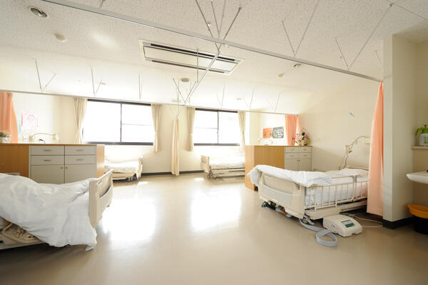 特別養護老人ホームよっかいち諧朋苑（パート）のケアマネジャー求人メイン写真4