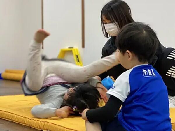 子ども運動教室LUMO南浦和校（児童指導員/常勤）の公認心理師求人メイン写真4