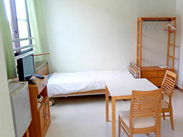 川添記念病院（日勤常勤）の看護助手求人メイン写真3