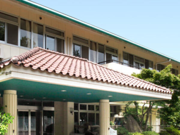 特別養護老人ホーム 鳩山松寿園（パート）の看護師求人の写真