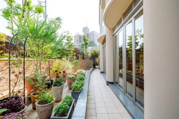 有料老人ホーム　蓮田オークプラザ 駅前温泉館（配膳係/パート）の調理補助求人サブ写真2