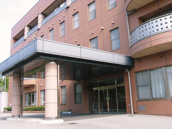 老人保健施設はぎの里2号館（夜勤専従）の介護福祉士求人メイン写真2