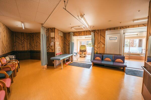 有料老人ホーム　蓮田オークプラザ 介護館（常勤）の介護福祉士求人メイン写真5