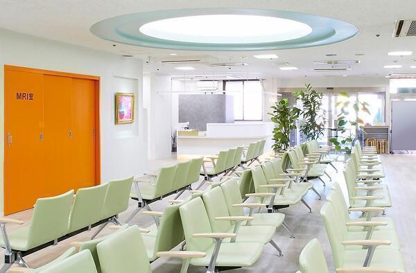 日野駅前病院（常勤）の看護助手求人の写真