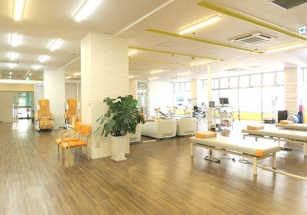 はせがわ整形外科（契約社員）の理学療法士求人メイン写真2