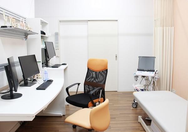 はせがわ整形外科（契約社員）の理学療法士求人メイン写真4