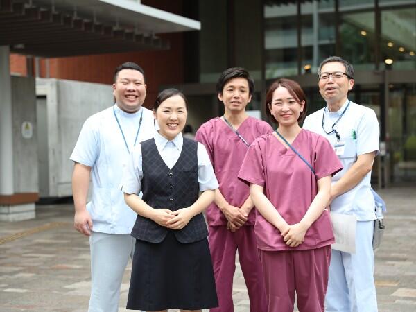 横須賀市立うわまち病院（常勤） の看護助手求人メイン写真1