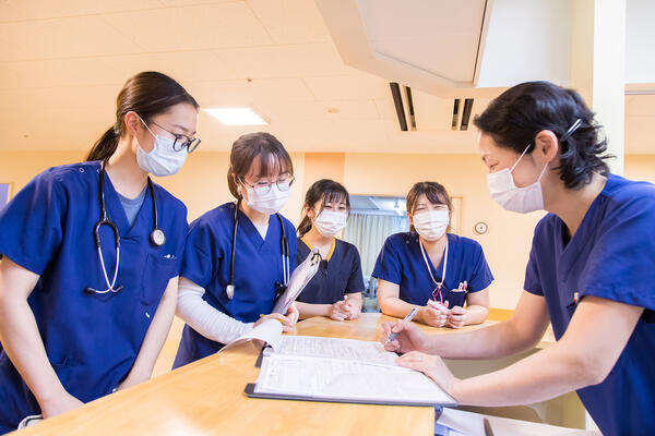 川崎みどりの病院（常勤）の看護助手求人メイン写真4