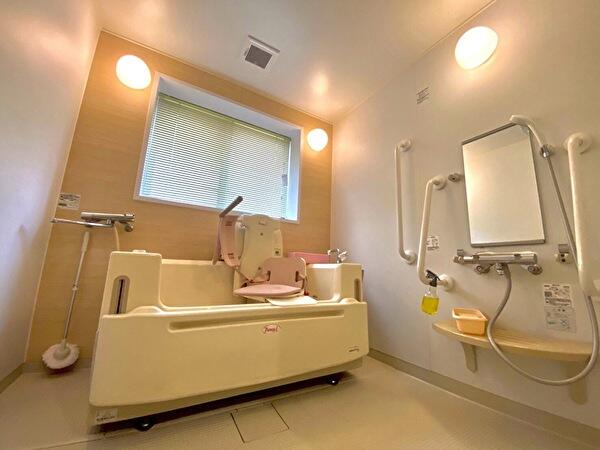 デイホーム孫の手・宮ひがし（正社員）の介護職求人メイン写真4