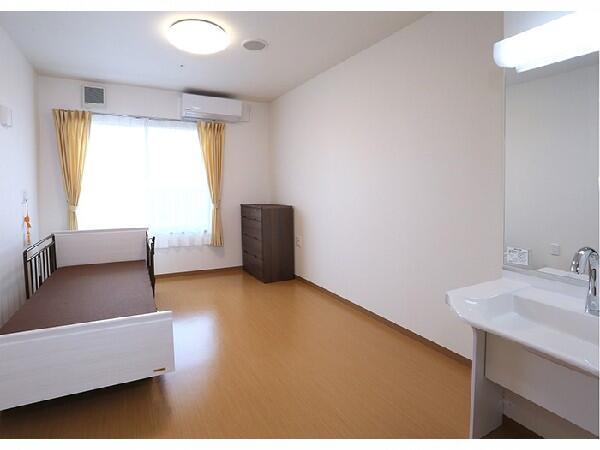 特別養護老人ホームしらつか（パート）の介護福祉士求人メイン写真4