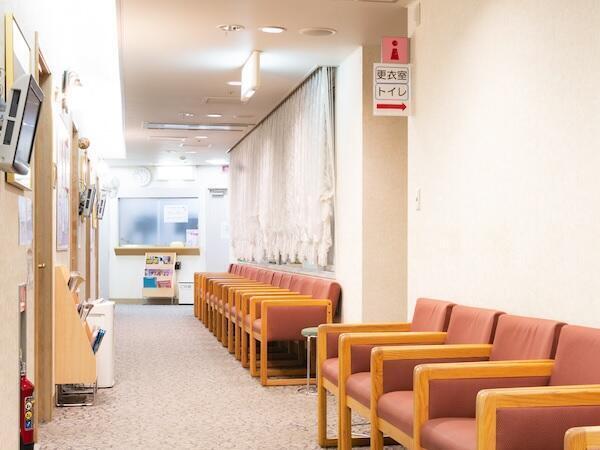 さがら病院宮崎（外来/常勤）の看護師求人メイン写真4