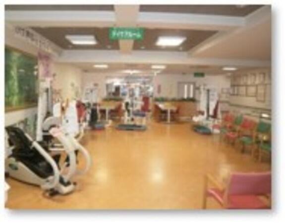 介護老人保健施設 ナーシングホーム城山の森（入所/常勤）の介護職求人メイン写真4