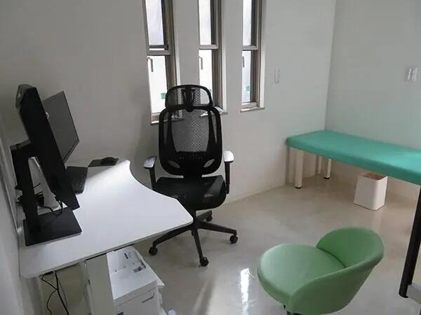 ひらい内科・外科クリニック三宿（パート）の准看護師求人メイン写真2