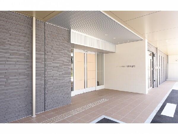 特別養護老人ホーム 中野すみれ園（パート）の介護福祉士求人メイン写真2