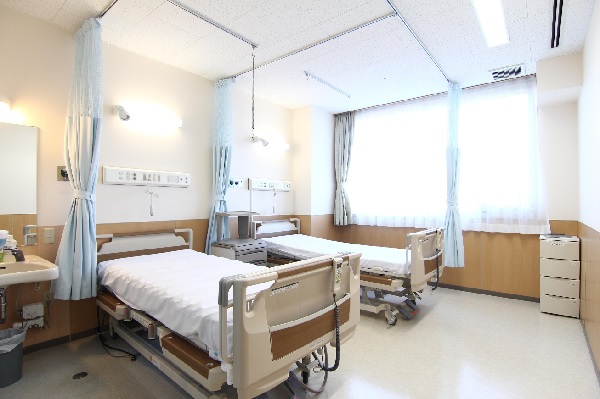 豊川青山病院 豊川青山介護医療院（常勤）の介護職求人メイン写真3