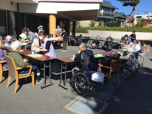 特別養護老人ホーム オーネスト成増（常勤）の介護福祉士求人メイン写真3