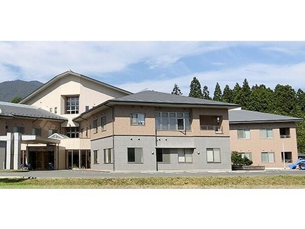 特別養護老人ホーム志和荘(臨時職員/常勤)の介護福祉士求人の写真