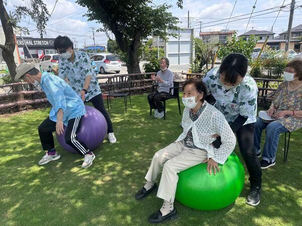 デイリゾートMOMOYAオアフ・バリ（常勤）の介護福祉士求人メイン写真5