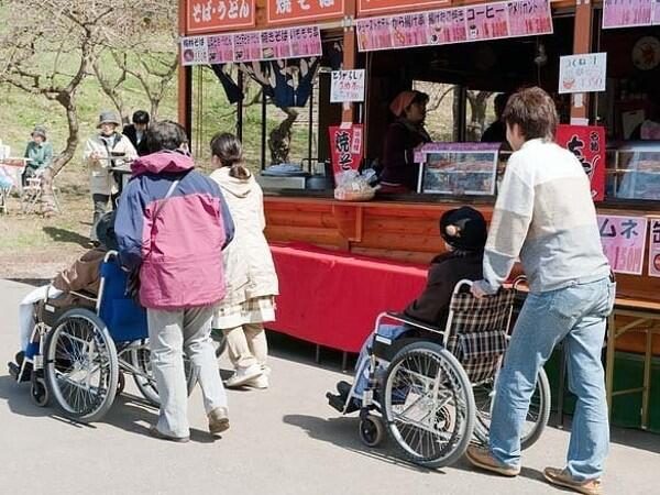 住宅型有料老人ホーム　すこやかホーム松風（常勤） の介護職求人メイン写真2