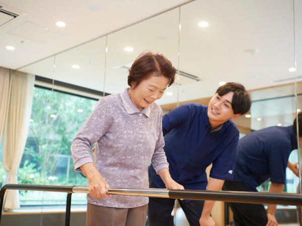 介護付有料老人ホーム チャームスイート神戸摩耶（常勤）の介護福祉士求人メイン写真5