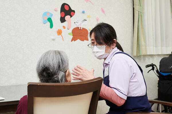住宅型有料老人ホーム アスカⅡ（常勤）の介護職求人メイン写真3