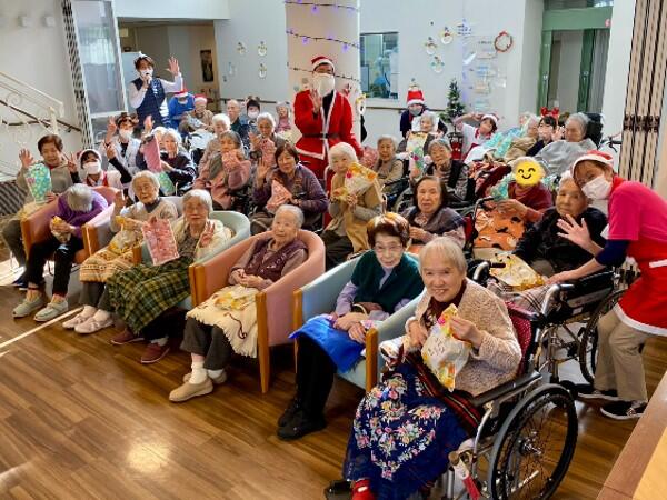 ケアハウス　カトレア神戸（常勤）の介護職求人の写真