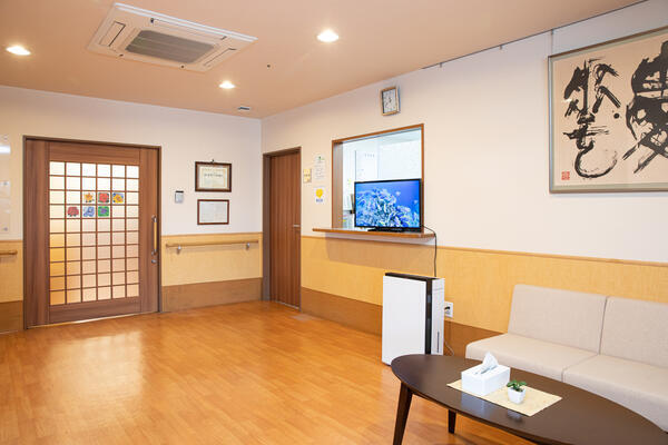 介護付有料老人ホーム八幡の郷（常勤）の介護福祉士求人メイン写真4