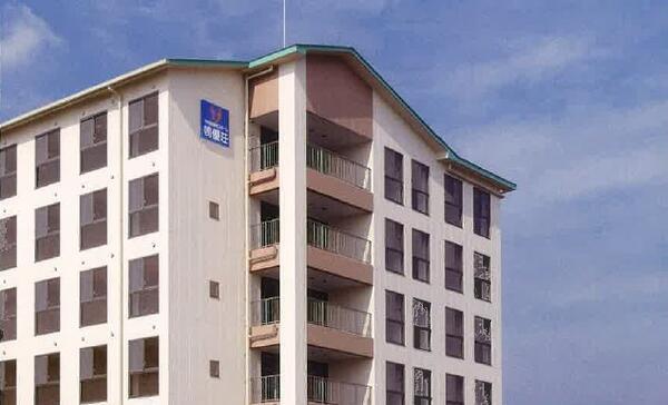 特別養護老人ホーム 鳴優荘(常勤)の介護職求人の写真