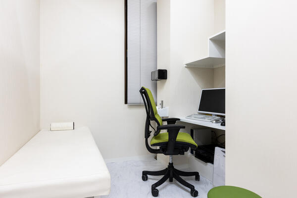 新橋虎ノ門健康クリニック（常勤）の看護師求人メイン写真2