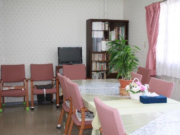 敬老園ロイヤルヴィラ矢作台（常勤）の准看護師求人メイン写真3