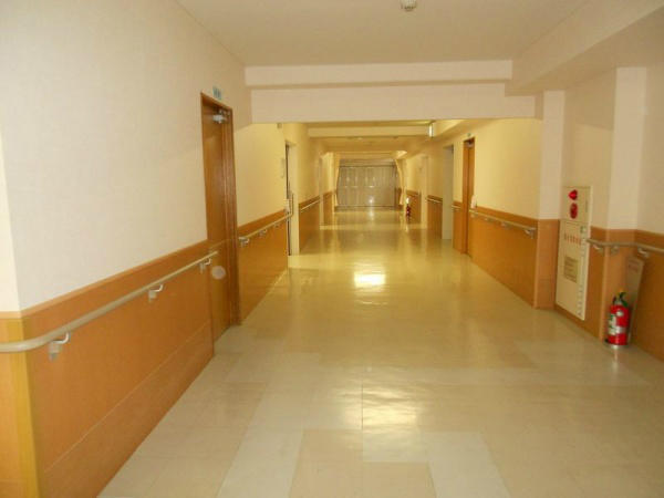 医療法人昭仁会 北野病院（入浴介助/パート）の看護助手求人メイン写真2