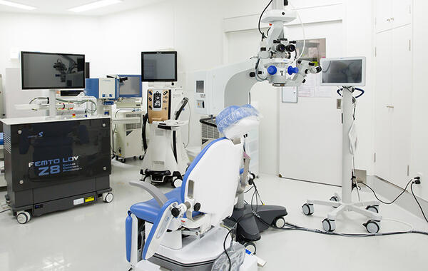 冨田実アイクリニック銀座(常勤)の医療事務求人サブ写真1