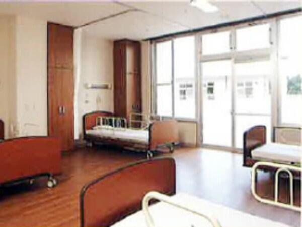 介護老人保健施設　長山（パート）の看護師求人メイン写真4