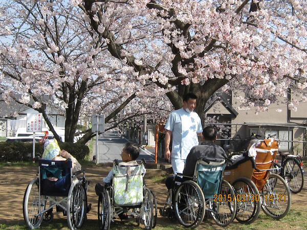 介護老人保健施設 川越ケアセンター（常勤）の介護福祉士求人メイン写真2